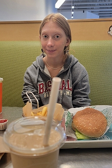 APWA0892 Too Excited To Eat Before Taylor Swift Concert 11-14-24